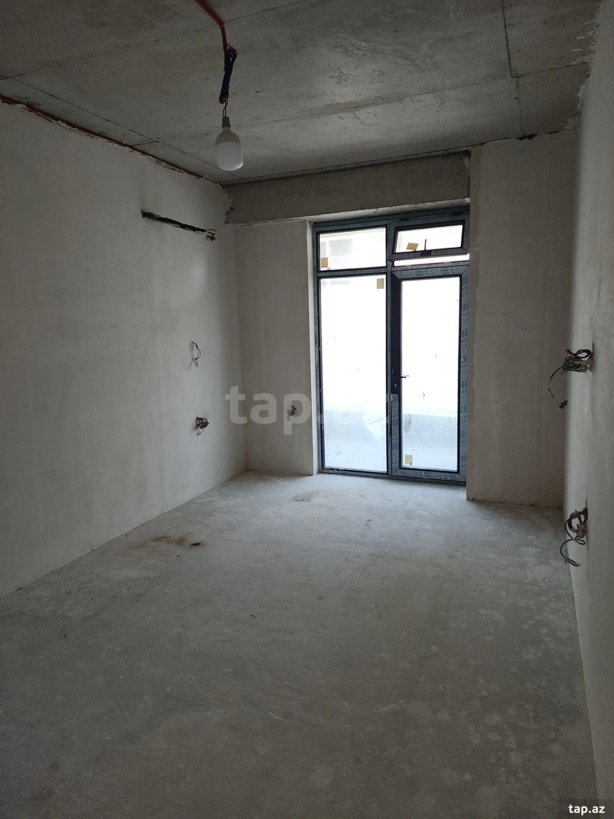 Satılır 3 otaqlı yeni tikili 148 m²