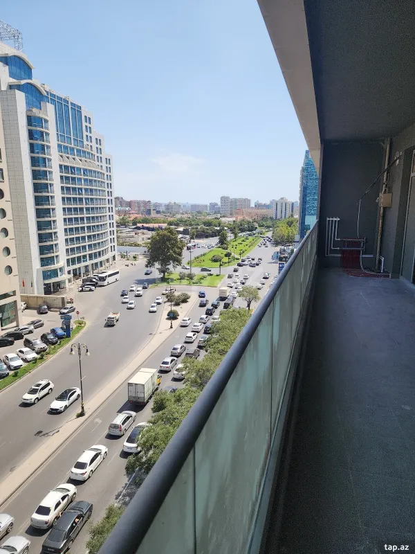 Satılır 3 otaqlı yeni tikili 148 m²