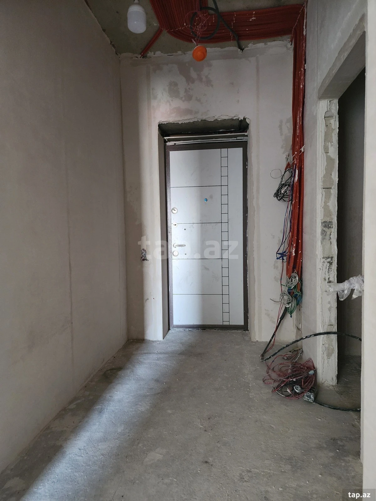 Satılır 3 otaqlı yeni tikili 148 m²