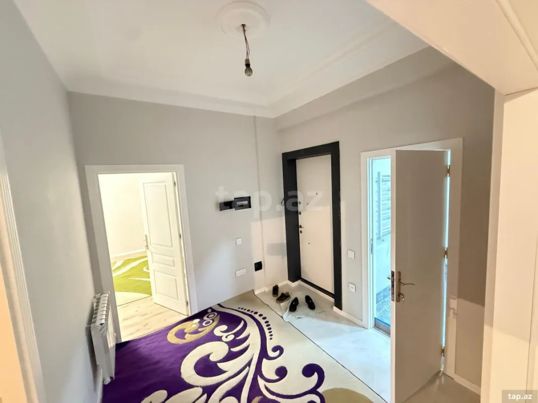 Kirayə verilir 3 otaqlı yeni tikili 100 m²