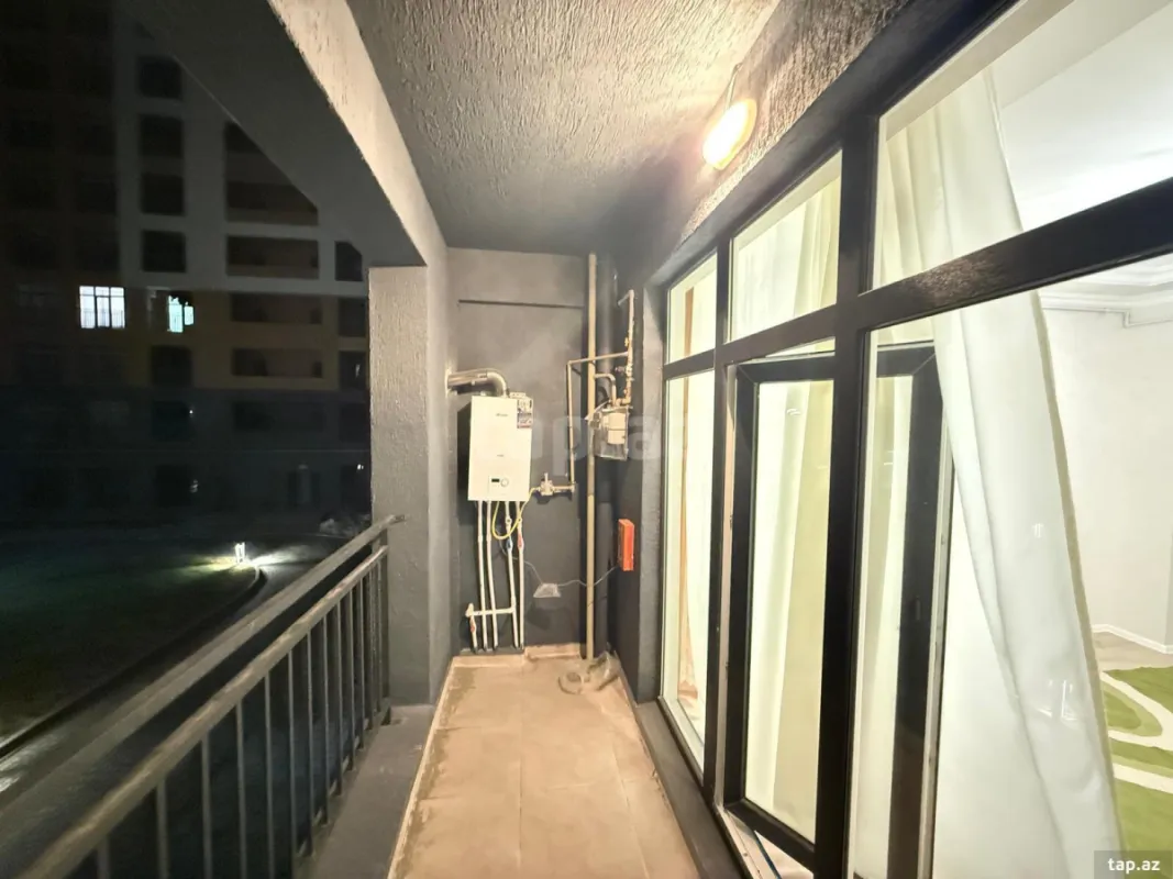 Kirayə verilir 3 otaqlı yeni tikili 100 m²