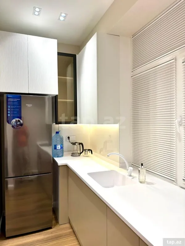 Kirayə verilir 2 otaqlı yeni tikili 60 m²