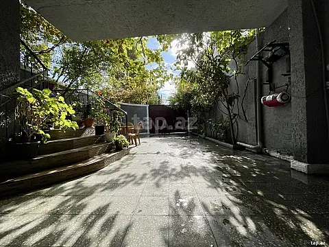 Satılır 6 otaqlı həyət evi