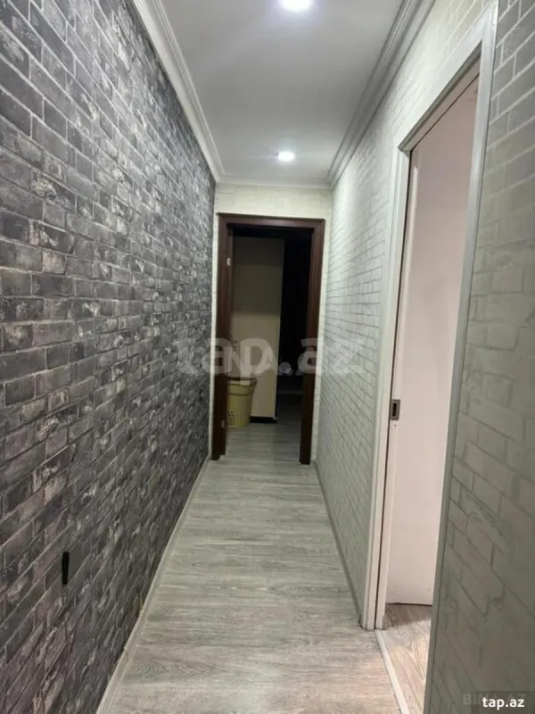 Satılır 6 otaqlı həyət evi