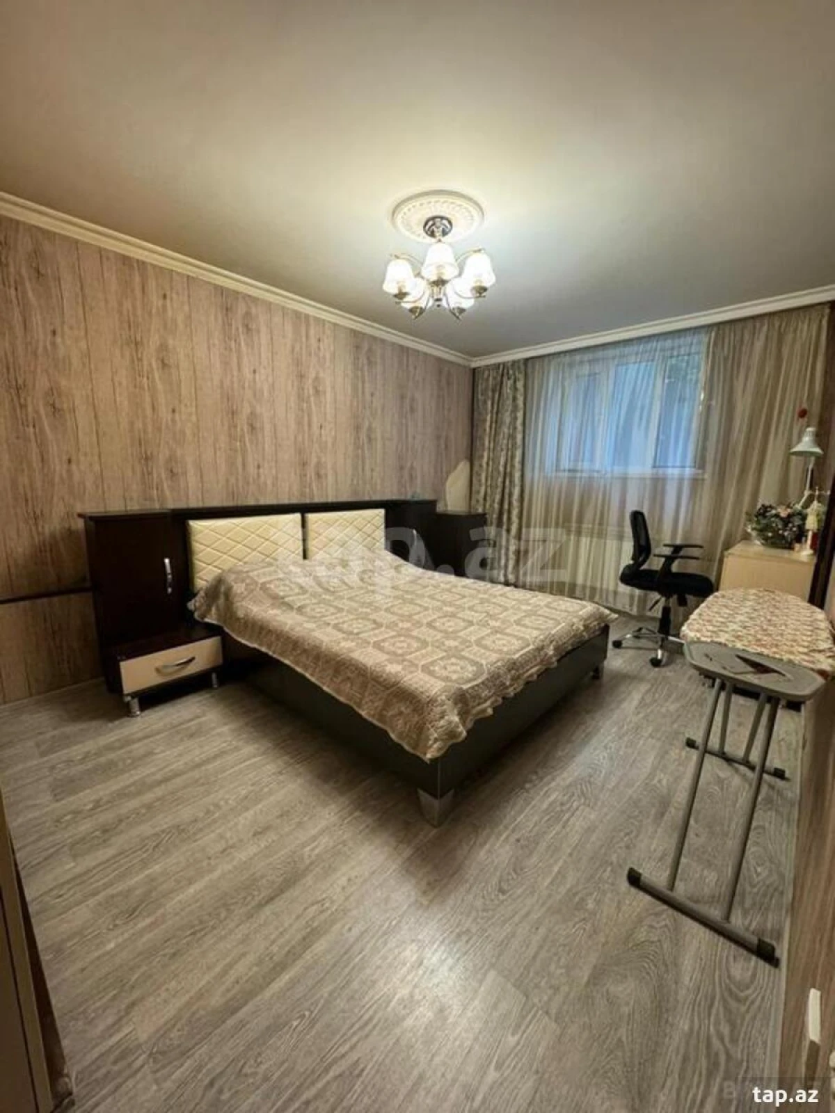 Satılır 6 otaqlı həyət evi