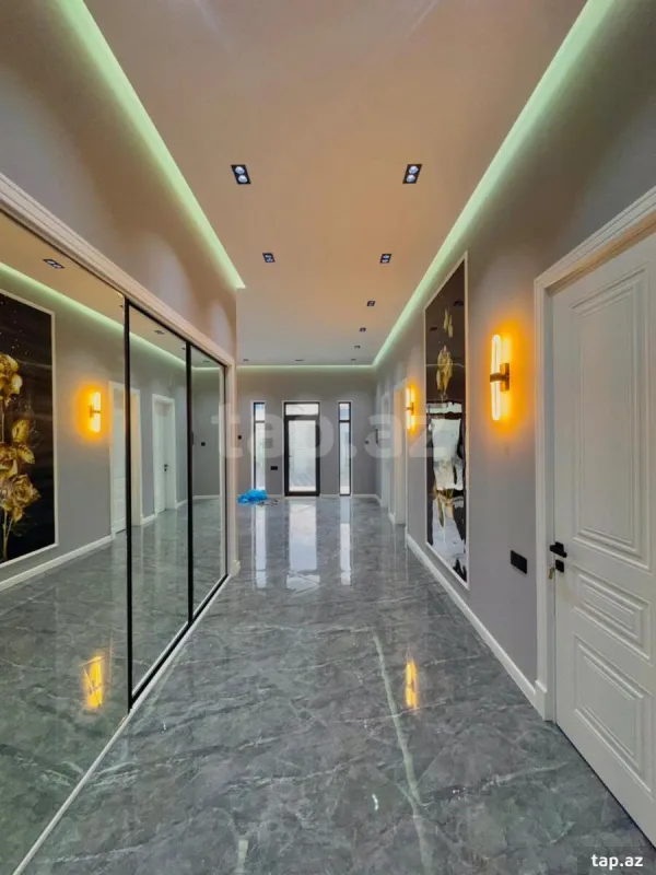 Satılır 5 otaqlı həyət evi