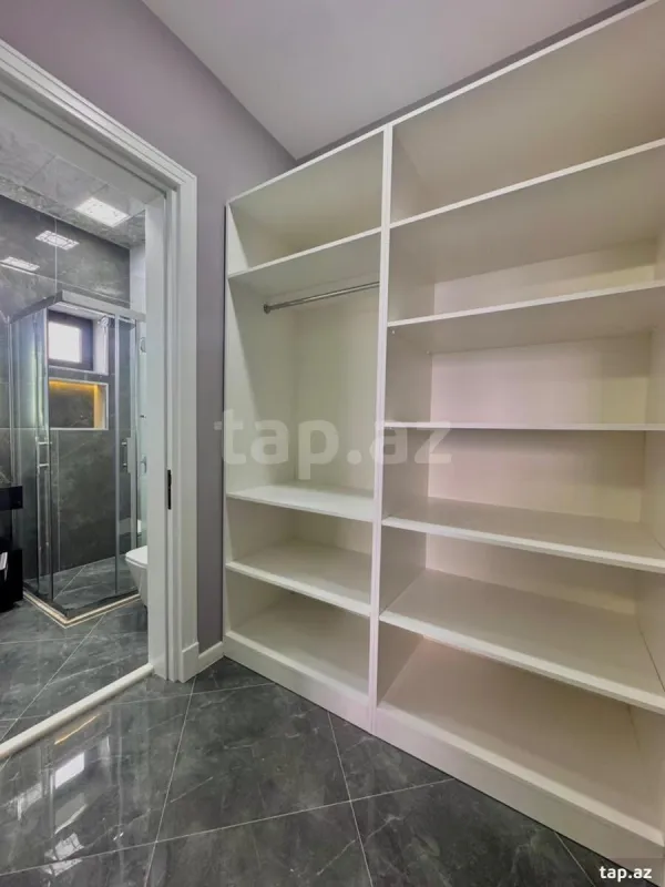 Satılır 5 otaqlı həyət evi