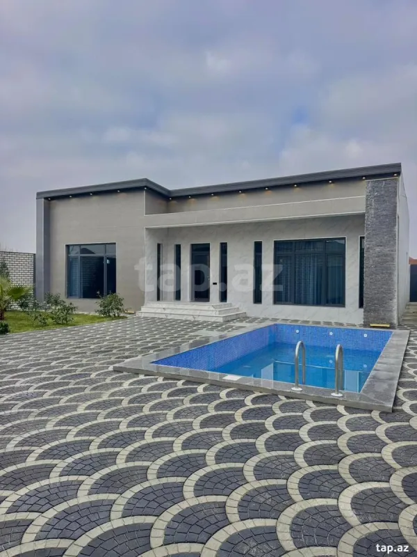 Satılır 5 otaqlı həyət evi