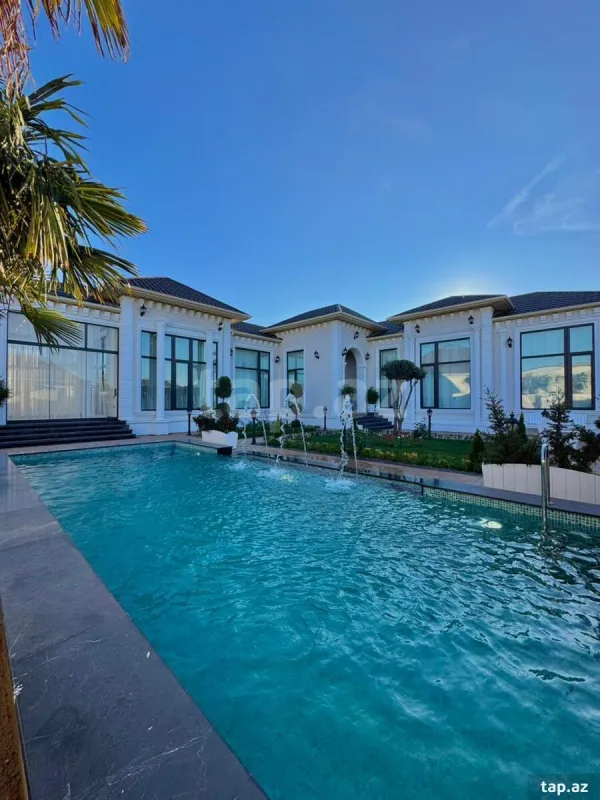 Satılır 5 otaqlı həyət evi