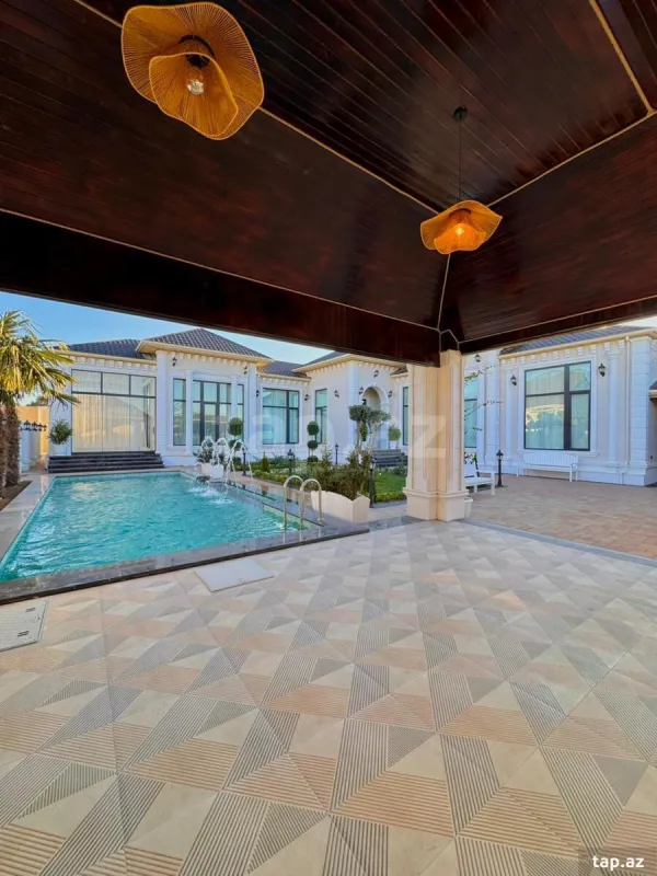 Satılır 5 otaqlı həyət evi