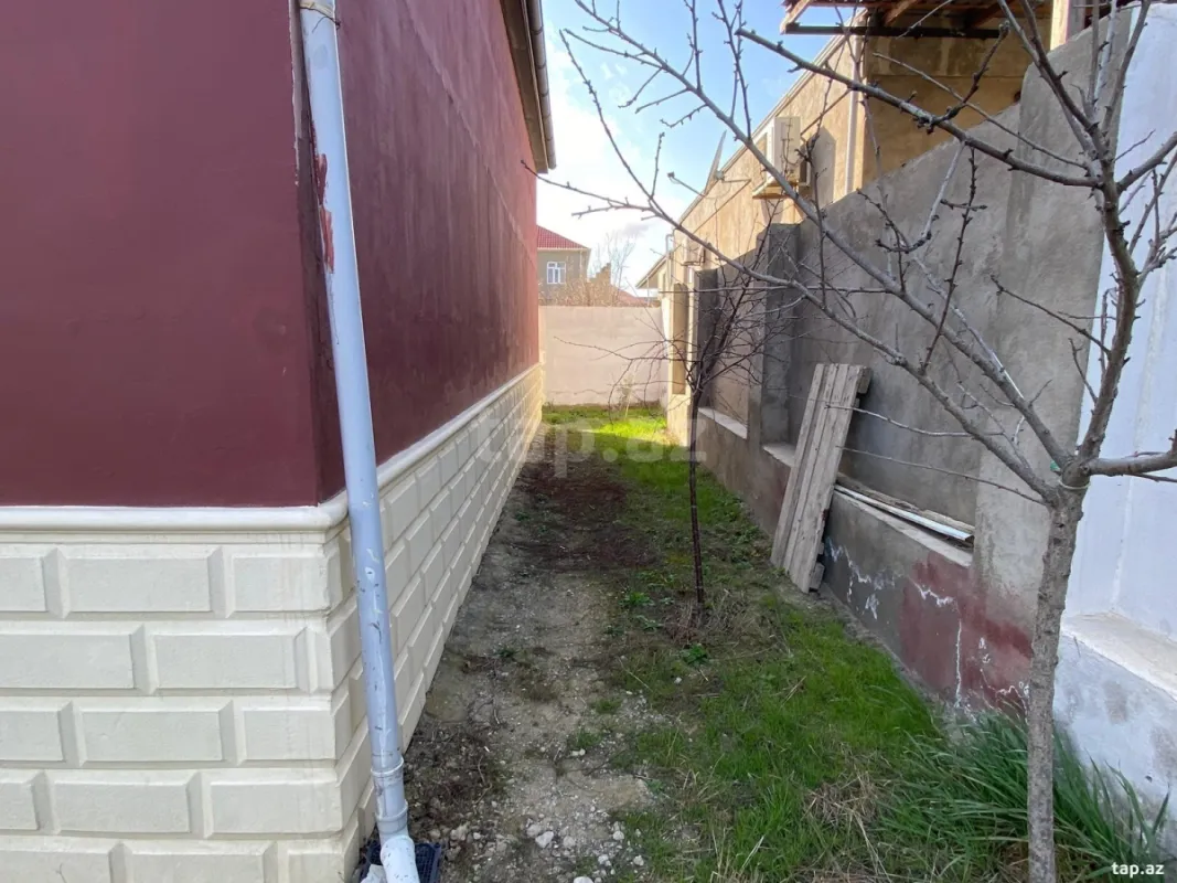 Satılır 4 otaqlı həyət evi