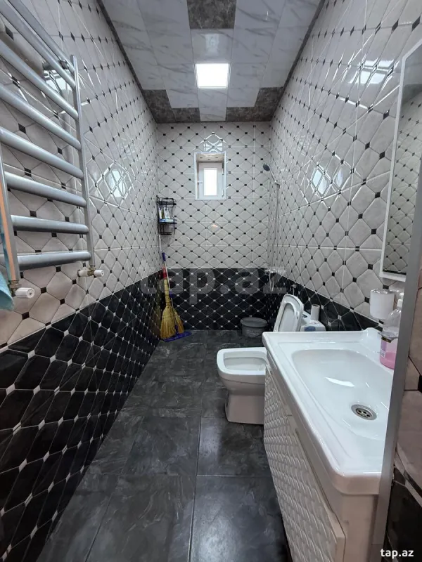 Satılır 3 otaqlı həyət evi