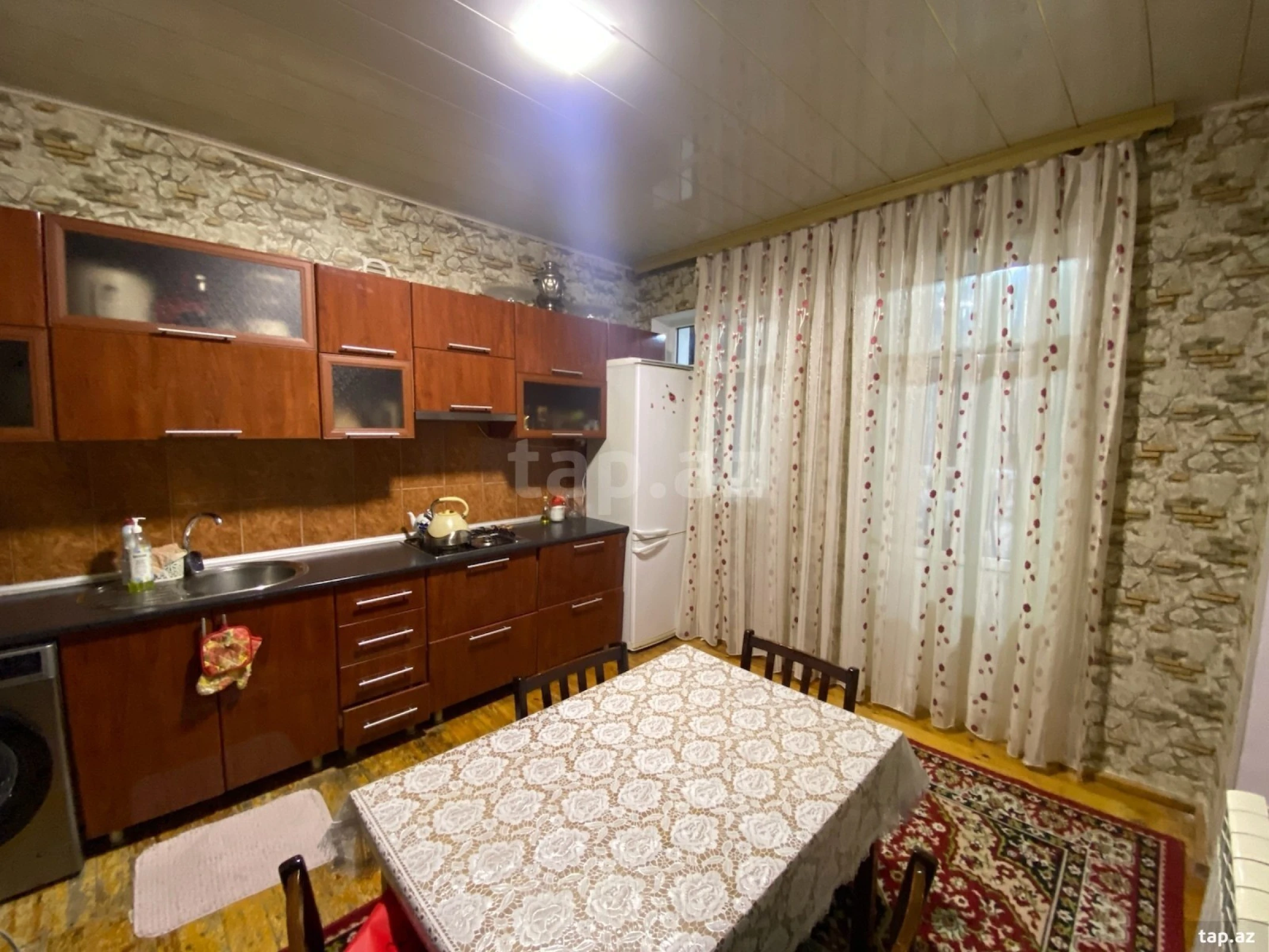 Satılır 3 otaqlı həyət evi