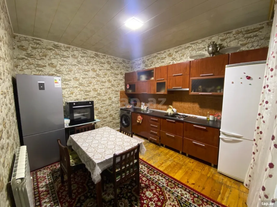 Satılır 3 otaqlı həyət evi