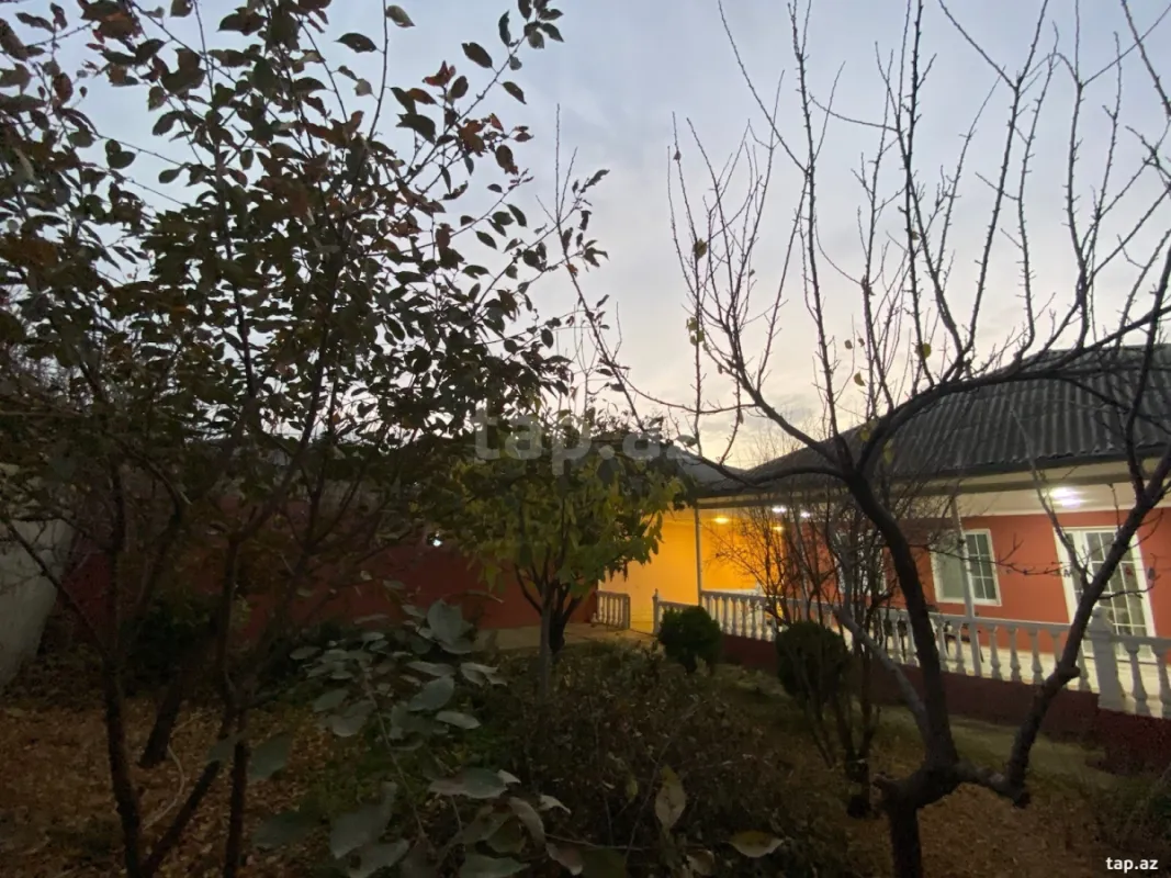 Satılır 3 otaqlı həyət evi