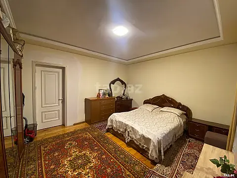 Satılır 3 otaqlı həyət evi