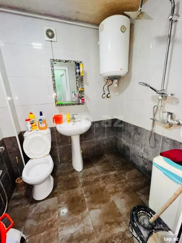 Satılır 3 otaqlı mənzil 45 m²