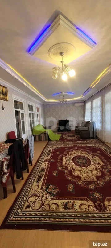 Satılır 5 otaqlı həyət evi 125 m²