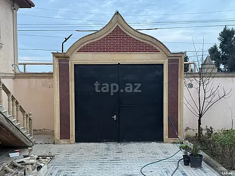 Satılır 6 otaqlı həyət evi