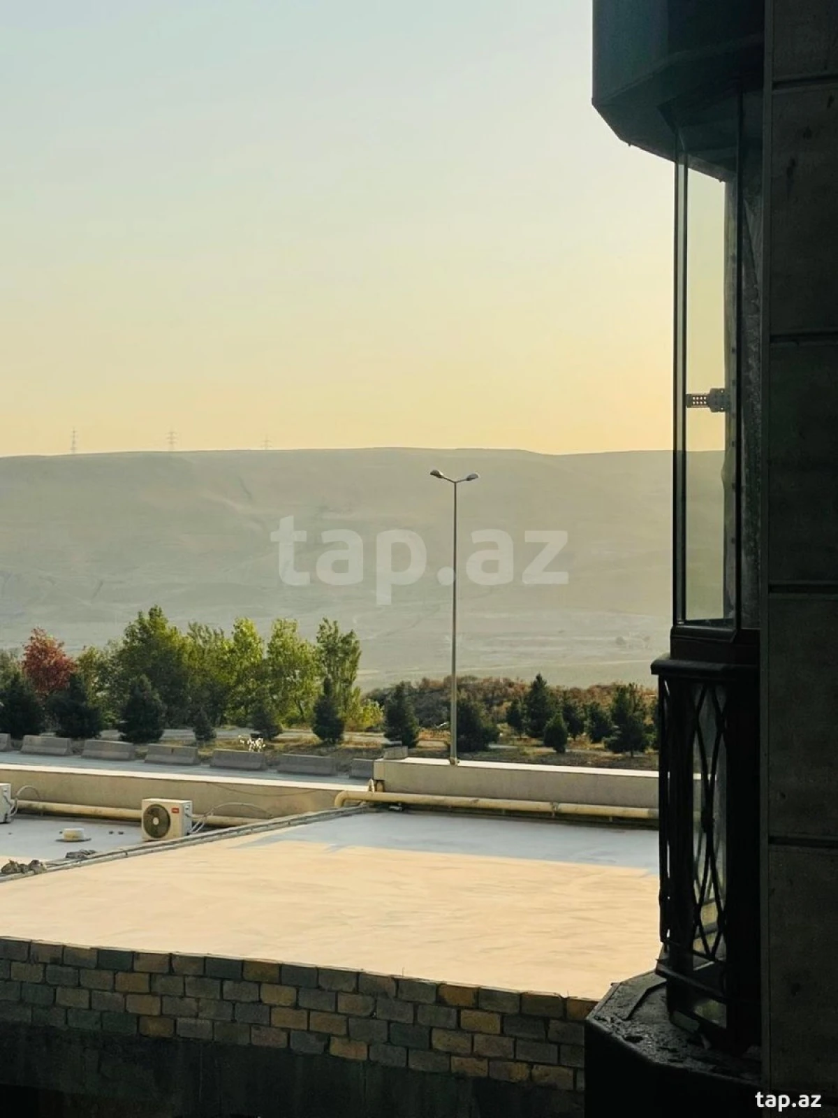 Satılır 2 otaqlı yeni tikili 60 m²