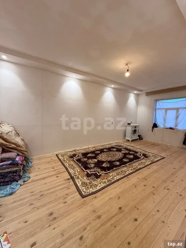 Satılır 3 otaqlı həyət evi