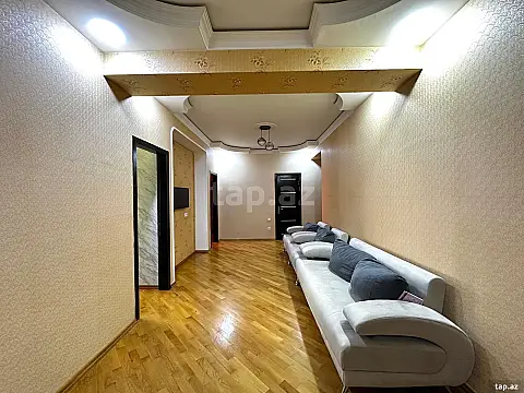 Satılır 3 otaqlı yeni tikili 125 m²