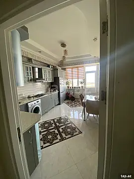 Satılır 2 otaqlı yeni tikili 74 m²