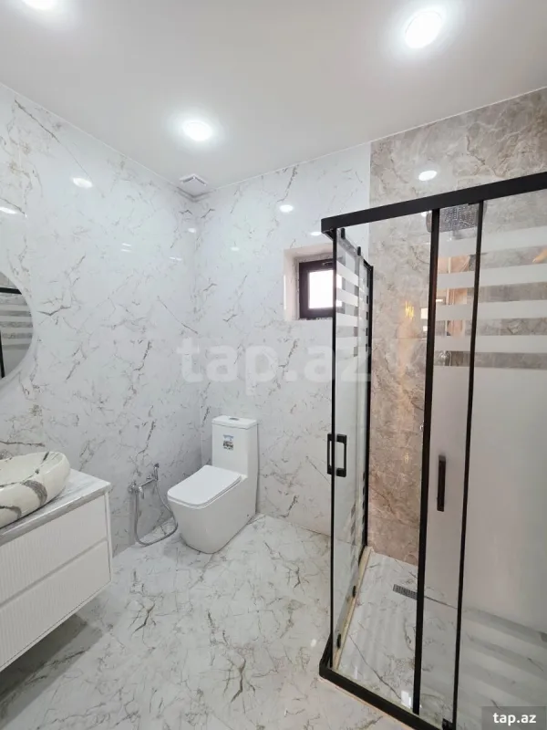 Satılır 5 otaqlı həyət evi 200 m²