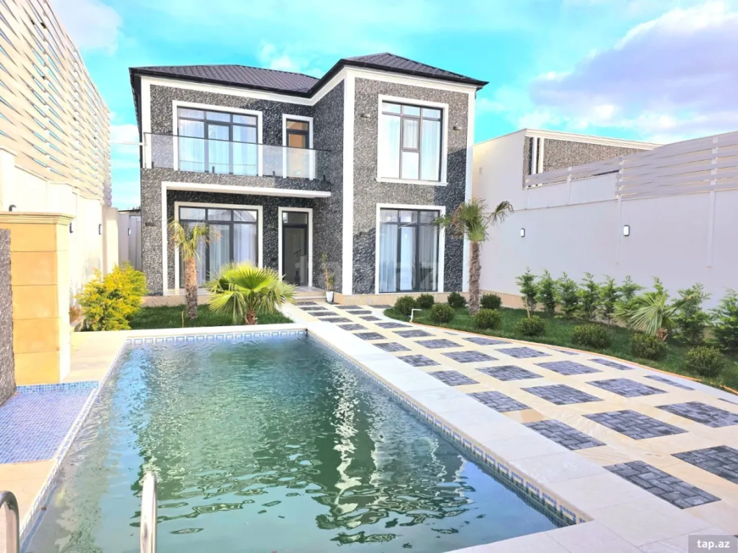 Satılır 5 otaqlı həyət evi 200 m²