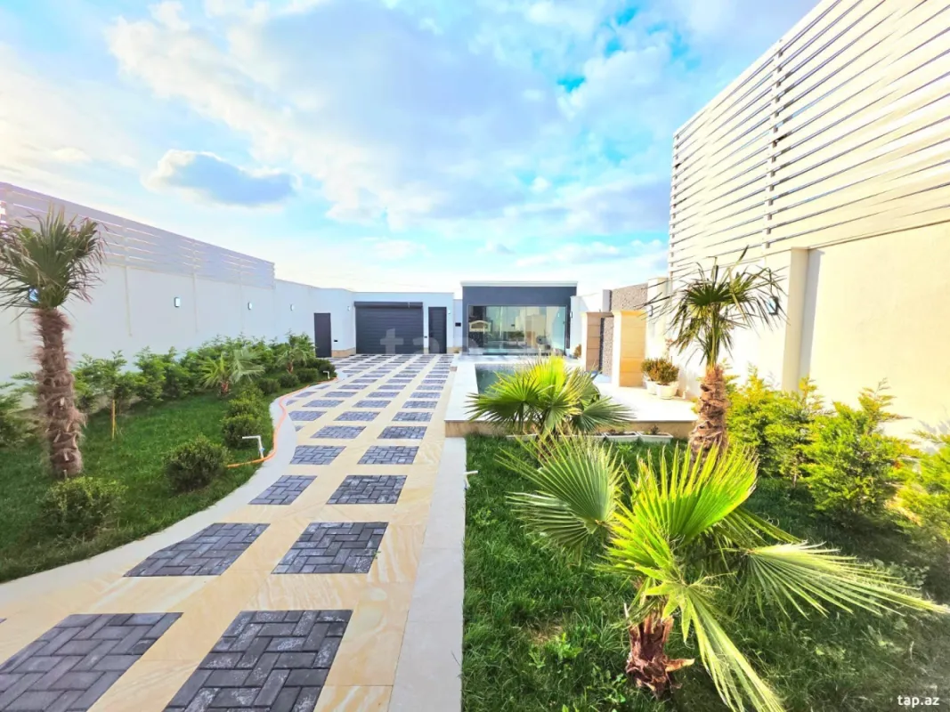 Satılır 5 otaqlı həyət evi 200 m²