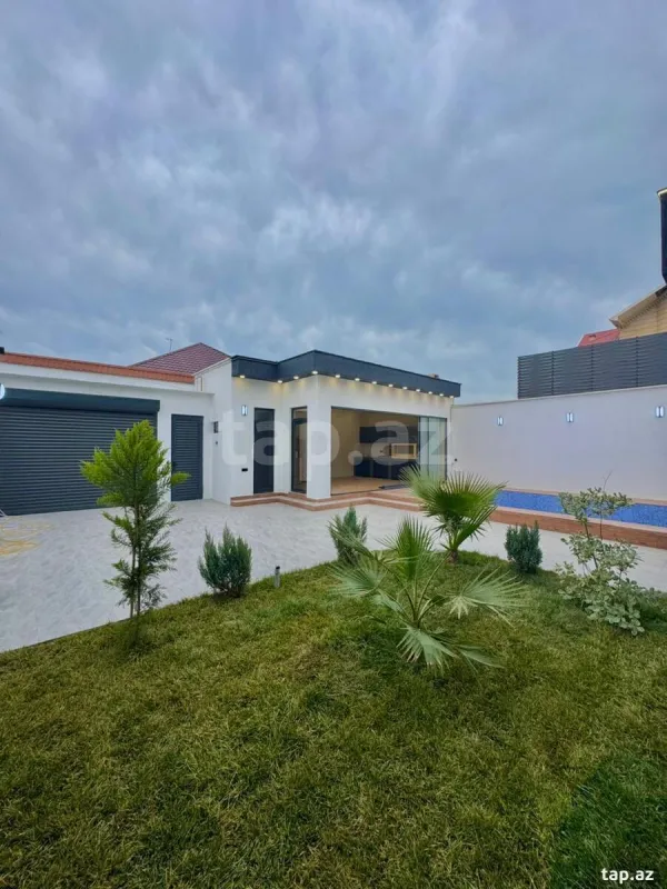 Satılır 4 otaqlı həyət evi