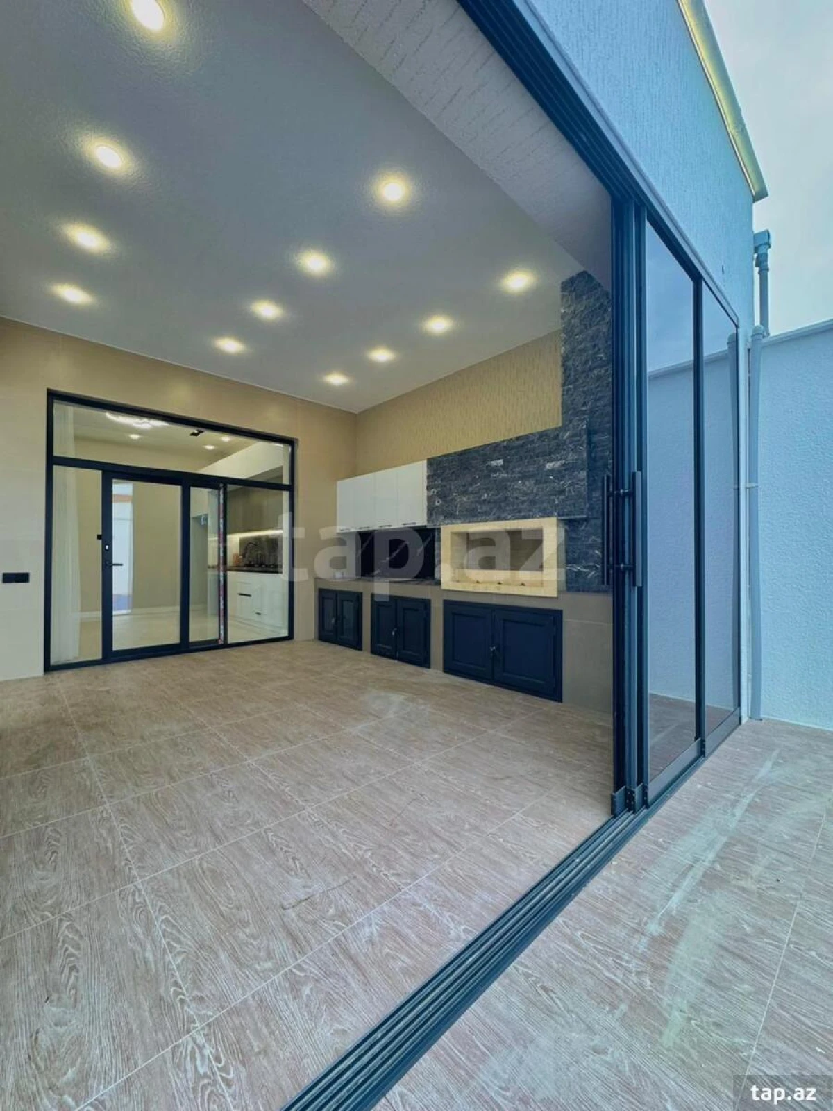 Satılır 4 otaqlı həyət evi