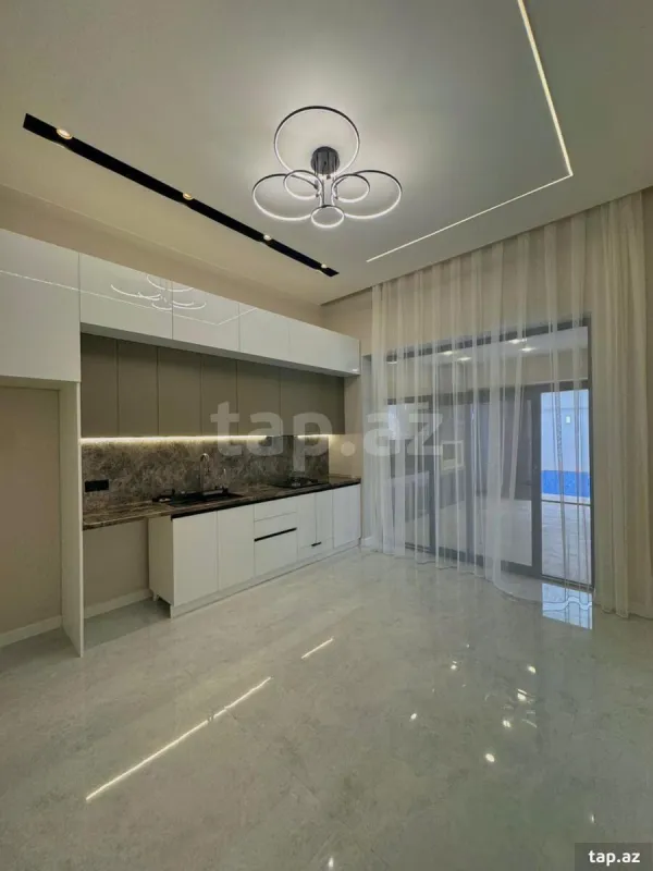 Satılır 4 otaqlı həyət evi