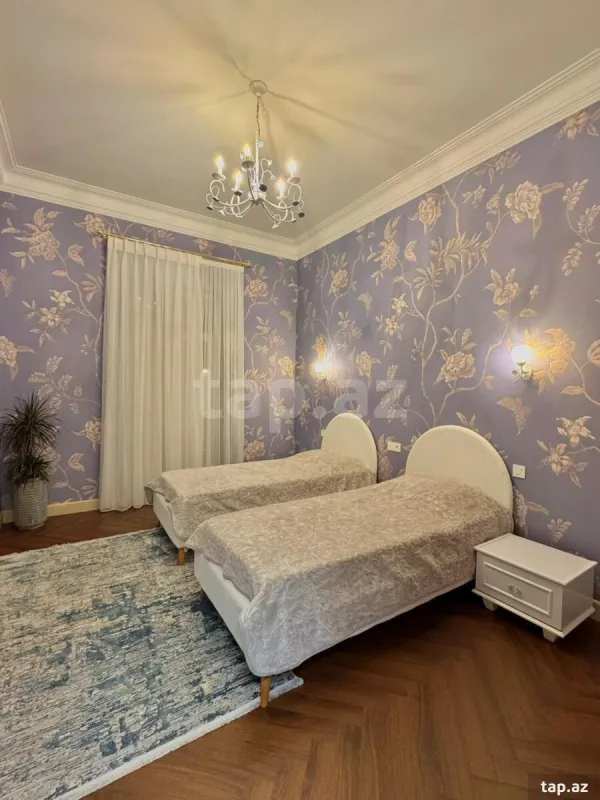 Satılır 4 otaqlı həyət evi