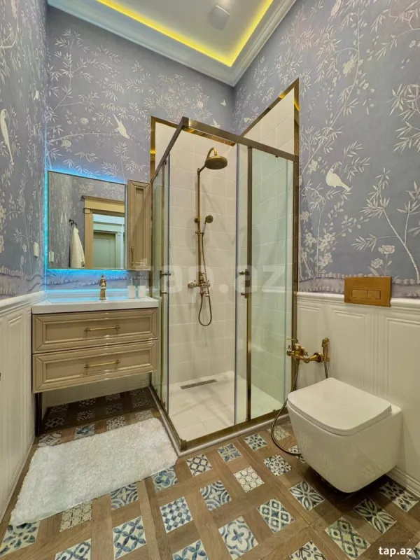 Satılır 4 otaqlı həyət evi