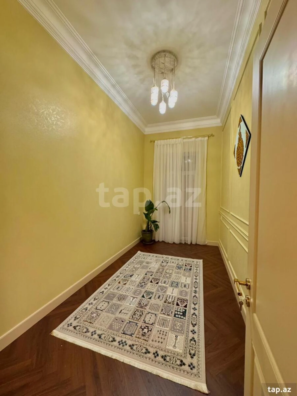 Satılır 4 otaqlı həyət evi