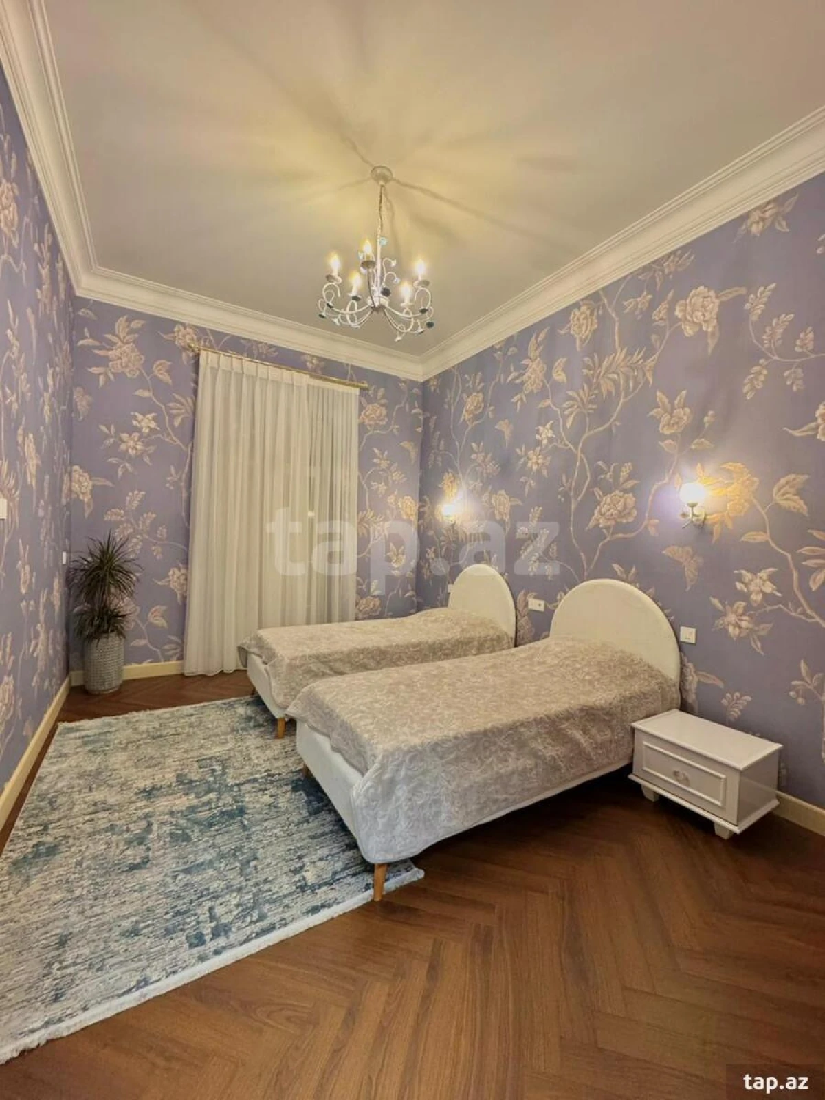 Satılır 4 otaqlı həyət evi