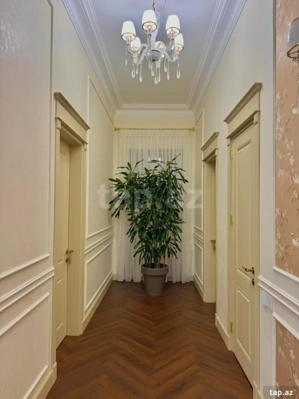 Satılır 4 otaqlı həyət evi