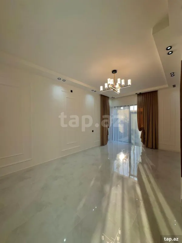 Satılır 4 otaqlı həyət evi