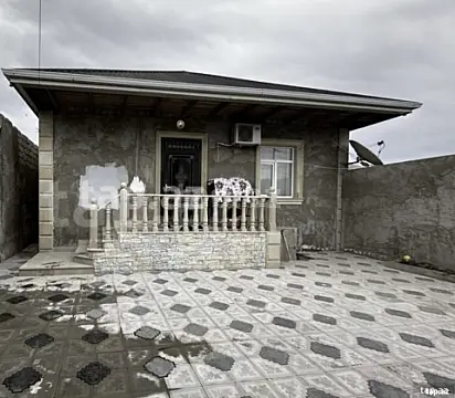 Satılır 4 otaqlı həyət evi 100 m² — Bakı, Binə 4 otaq 100.00 m²