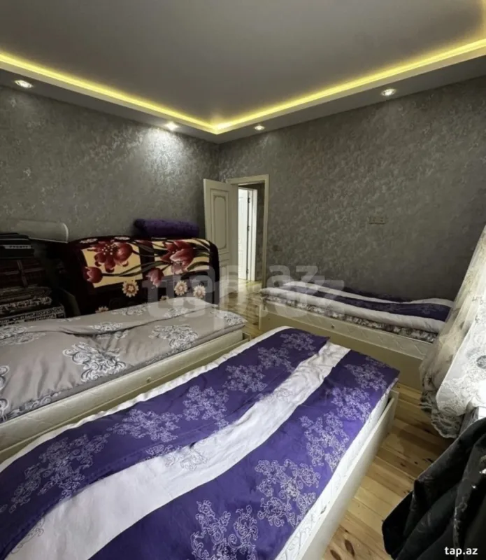 Satılır 4 otaqlı həyət evi 100 m²