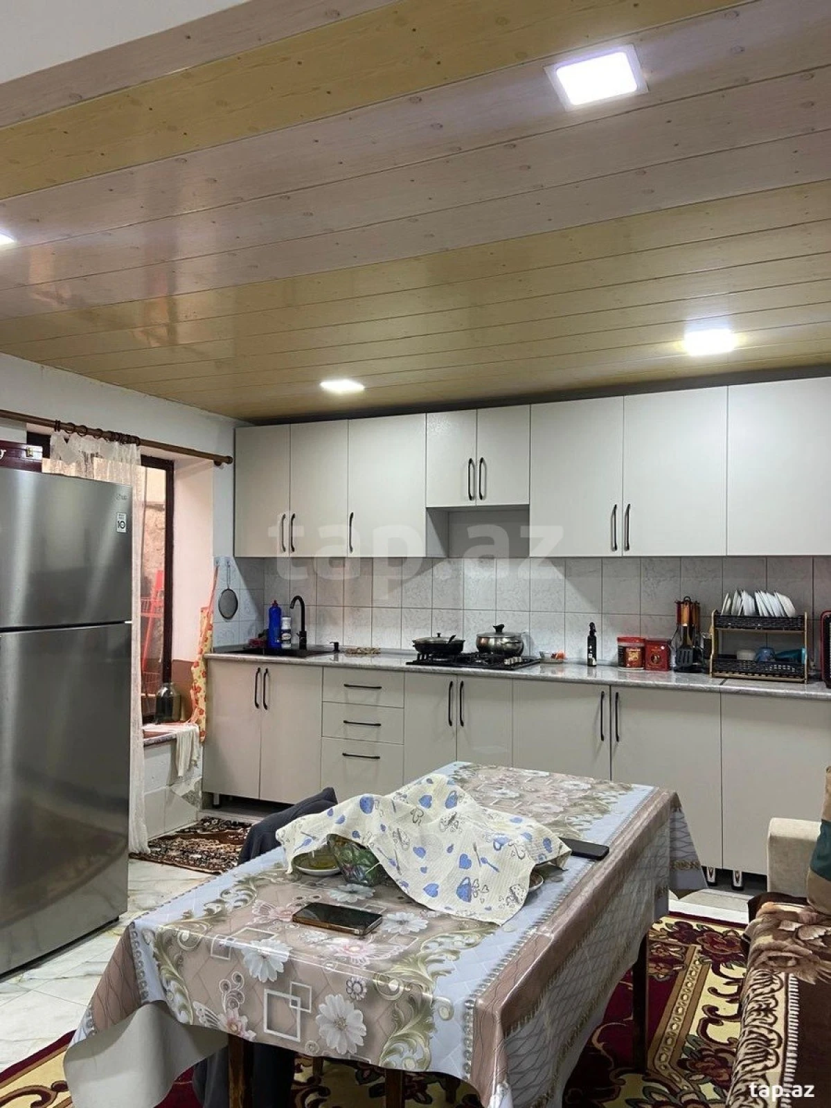 Satılır 4 otaqlı həyət evi