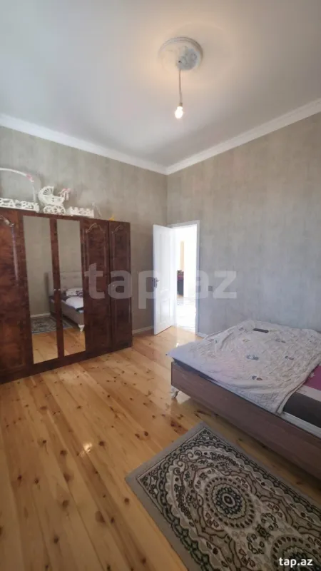 Satılır 4 otaqlı həyət evi 102 m²