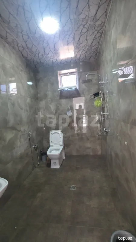 Satılır 4 otaqlı həyət evi 102 m²