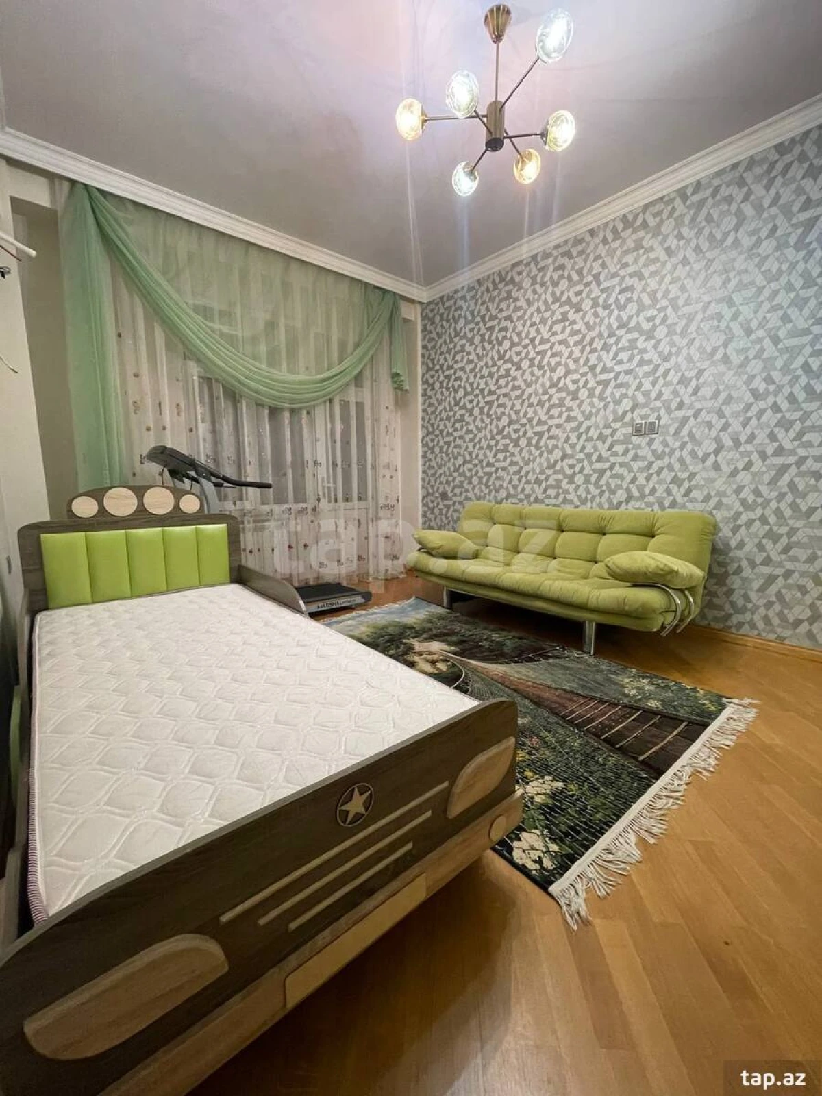 Satılır 3 otaqlı yeni tikili 140 m²