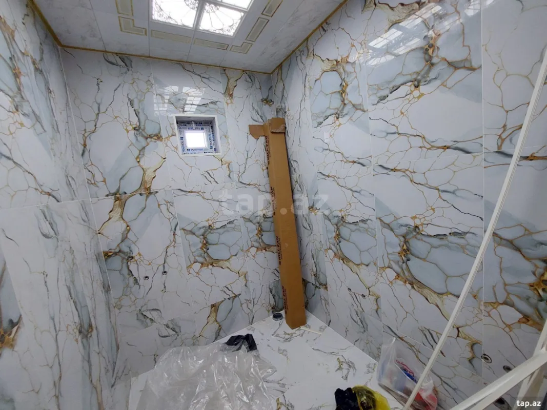 Satılır 4 otaqlı həyət evi