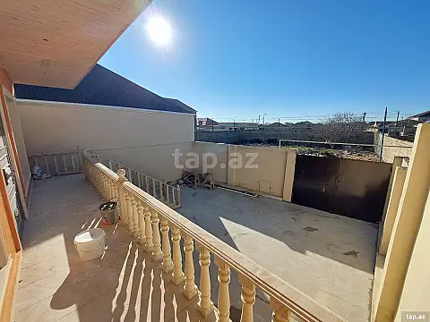 Satılır 4 otaqlı həyət evi