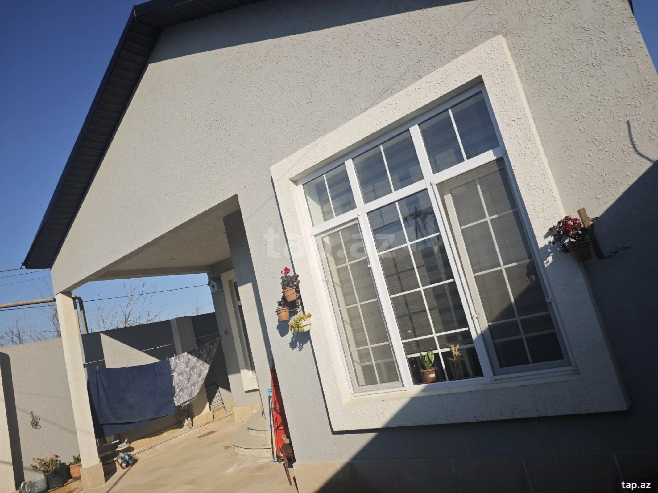 Satılır 3 otaqlı həyət evi
