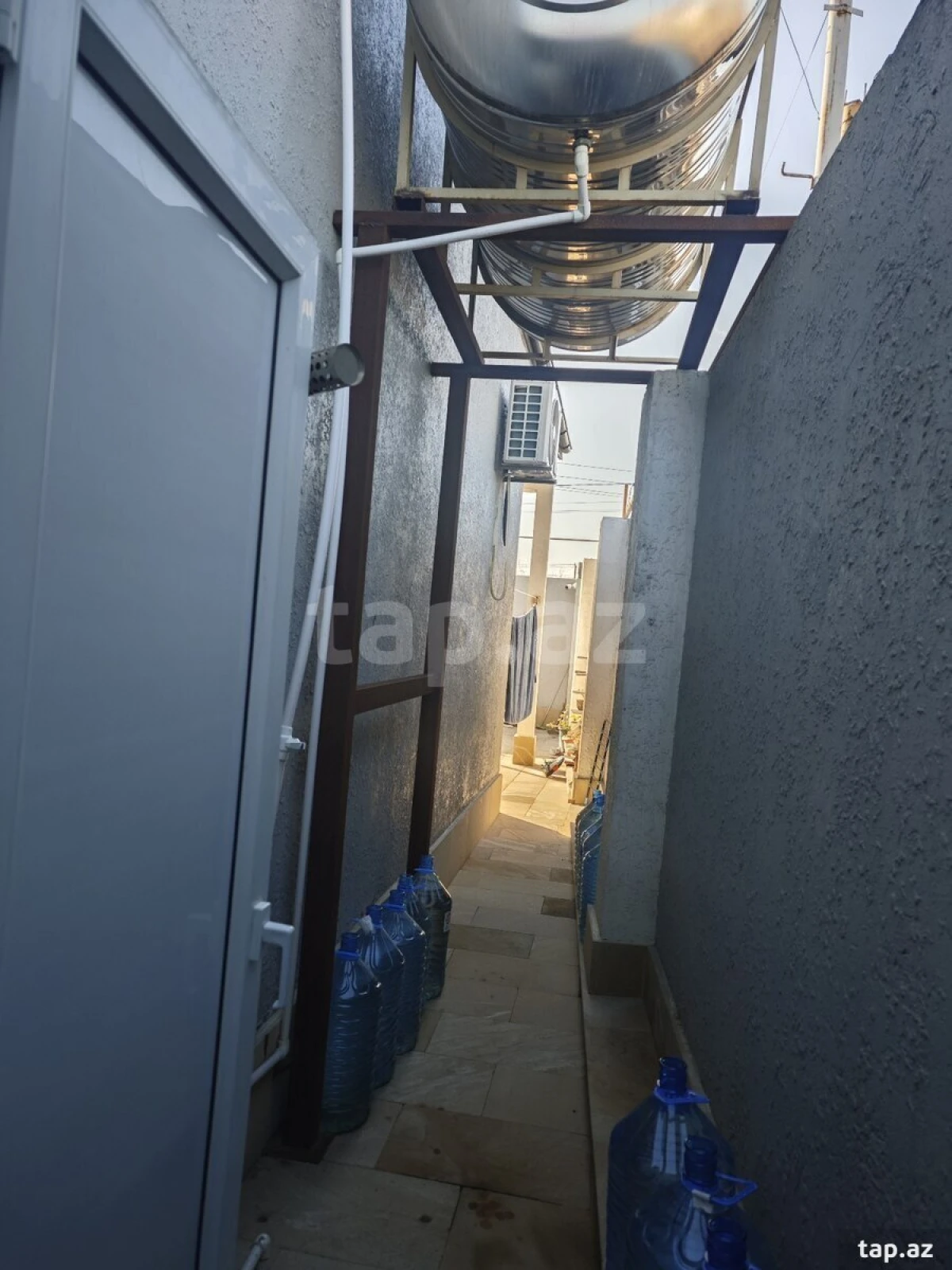 Satılır 3 otaqlı həyət evi