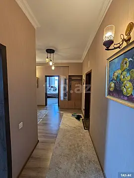 Satılır 6 otaqlı mənzil 105 m²